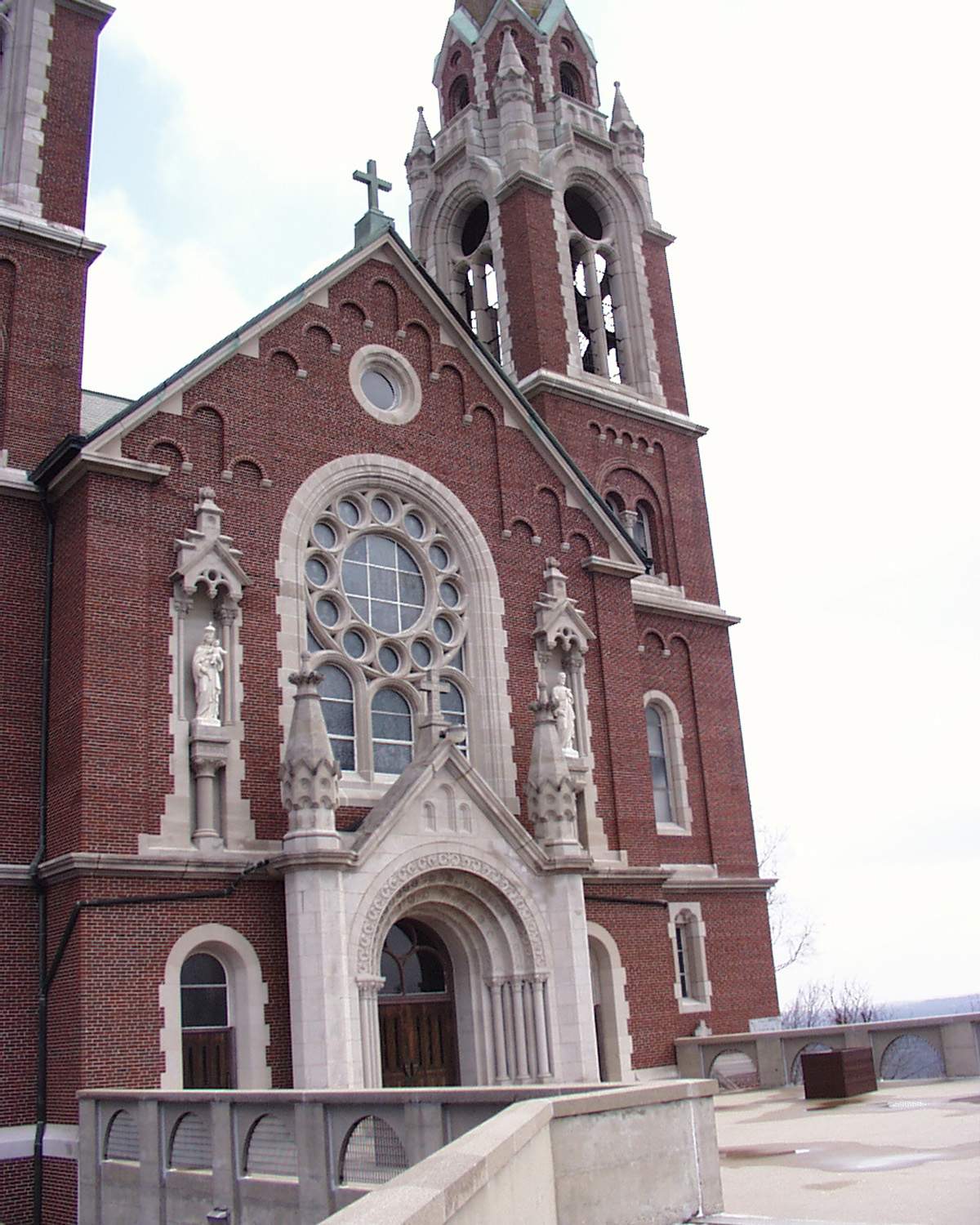 Holy Hill facade cleaning